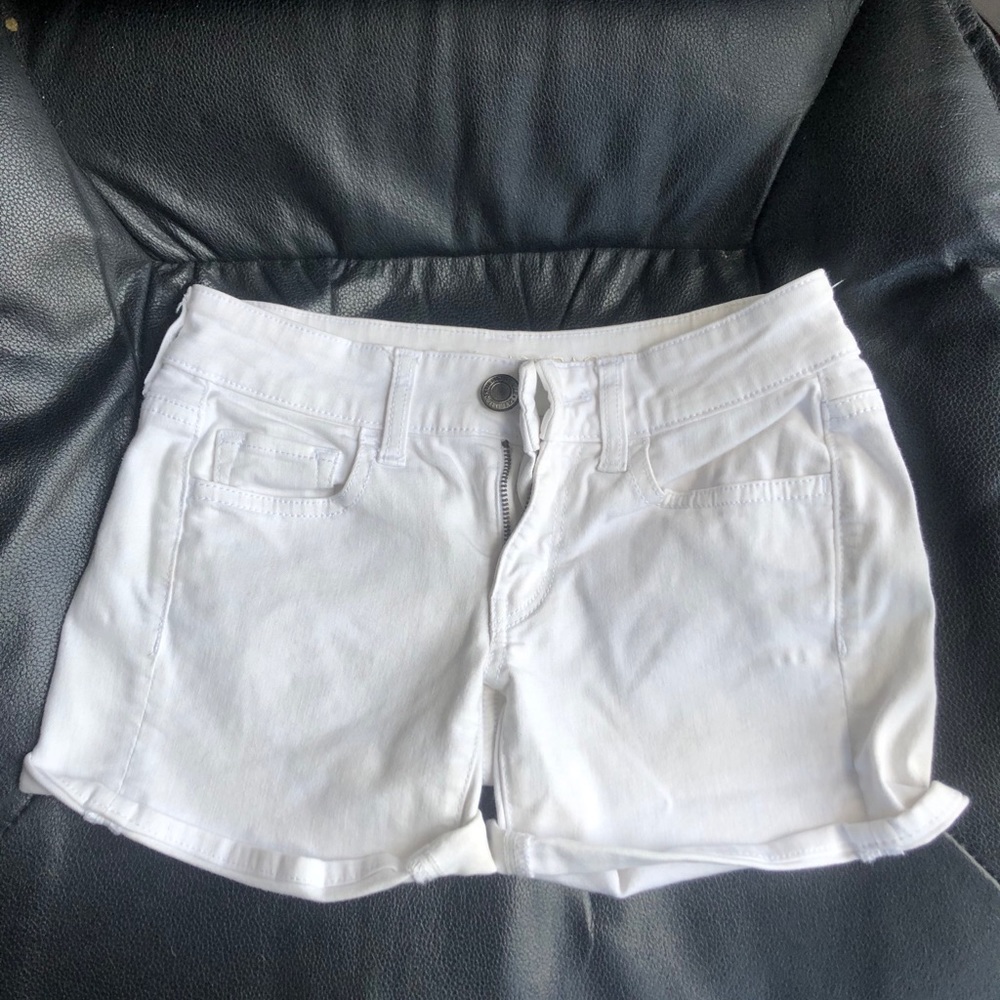 American Eagle Midi White Jean Shorts- Size 00